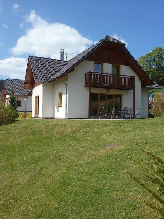 Villapark Lipno Dreams - Pet Friendly Lipno nad Vltavou Exterior photo